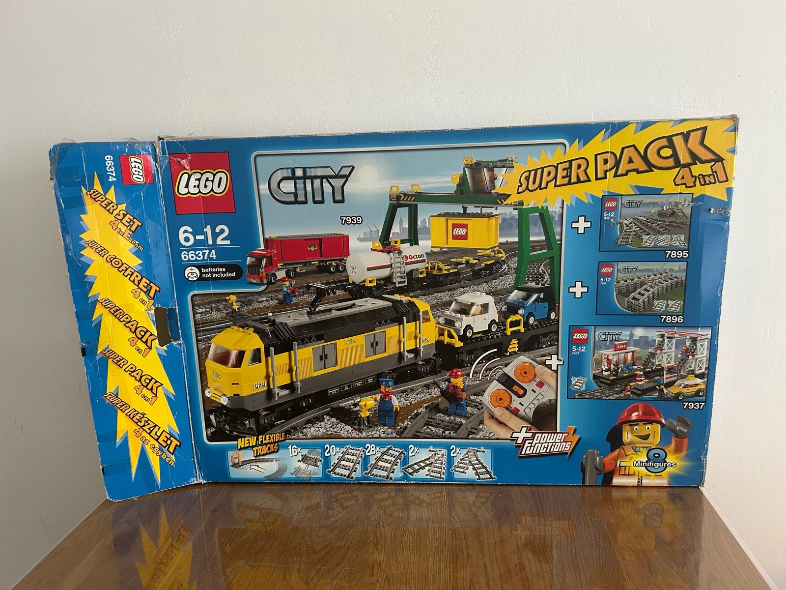 LEGO City Super Pack 4-in-1 (66374) met treinen en station, Inclusief extra onderdelen, Lego, Ophalen of Verzenden, Complete set