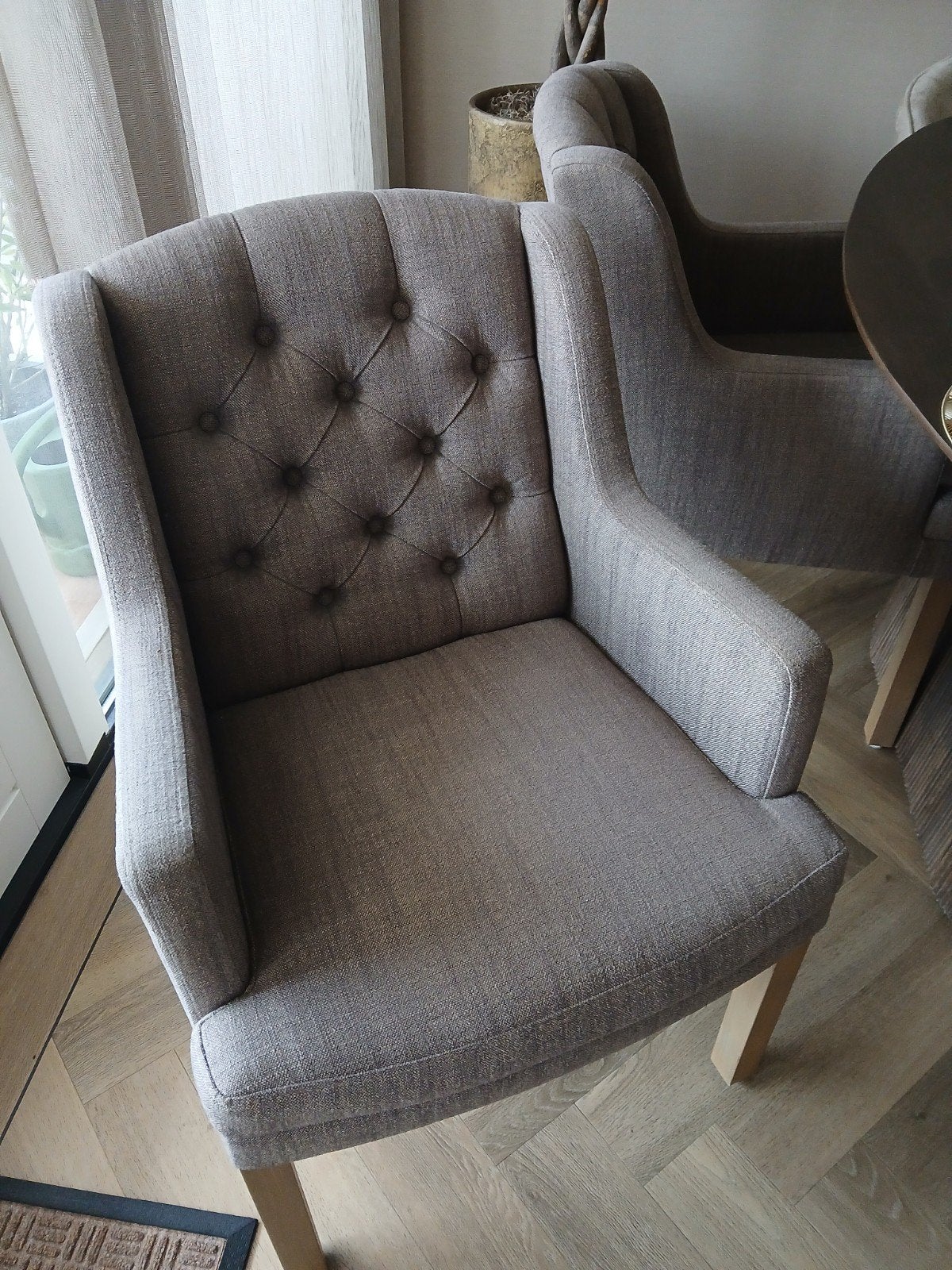 4 Olav Home luxe eetkamerstoelen als nieuw!, Ophalen, Gebruikt, Vier, Stof