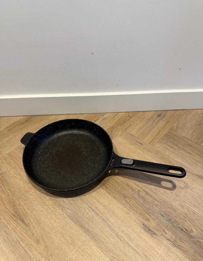 Gebruikt zwart BergHoff GEM 28cm koekenpan los handvat pan, Ophalen of Verzenden, Gebruikt, Rvs
