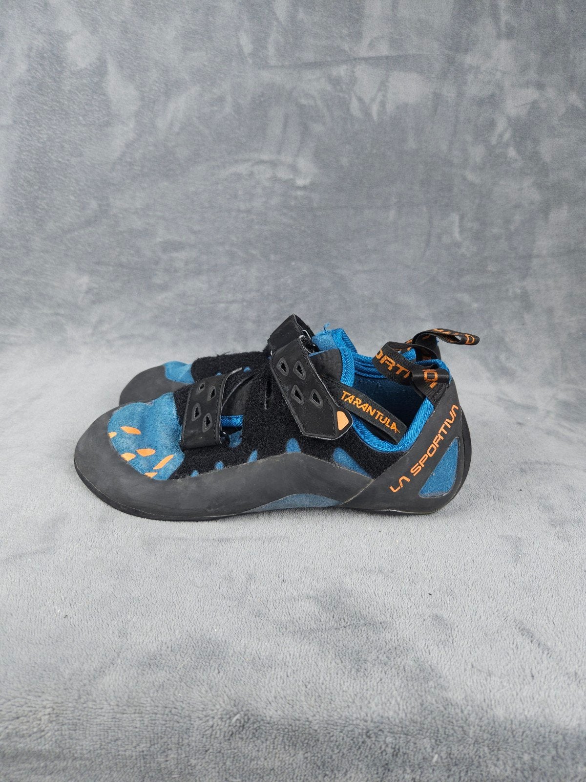 La Sportiva Tarantula Klimschoenen 41 Blauw boulder

Staat:, Sport en Fitness, Klimsportschoenen, Gebruikt, ., Ophalen of Verzenden