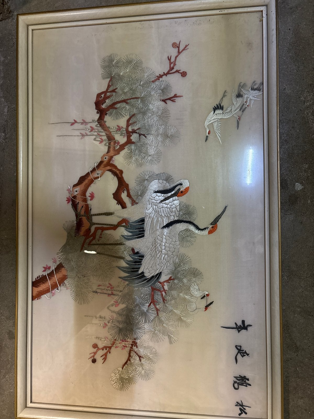 Vintage Chinese zijden borduurwerk met kraanvogels en dennen, Antiek en Kunst, Ophalen of Verzenden