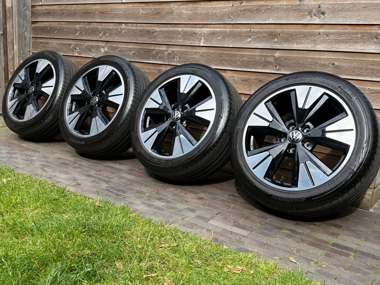 Orig Volkswagen Transporter T7 19 inch velgen + zomerbanden, Auto-onderdelen, 19 inch, Gebruikt, Banden en Velgen, Ophalen of Verzenden
