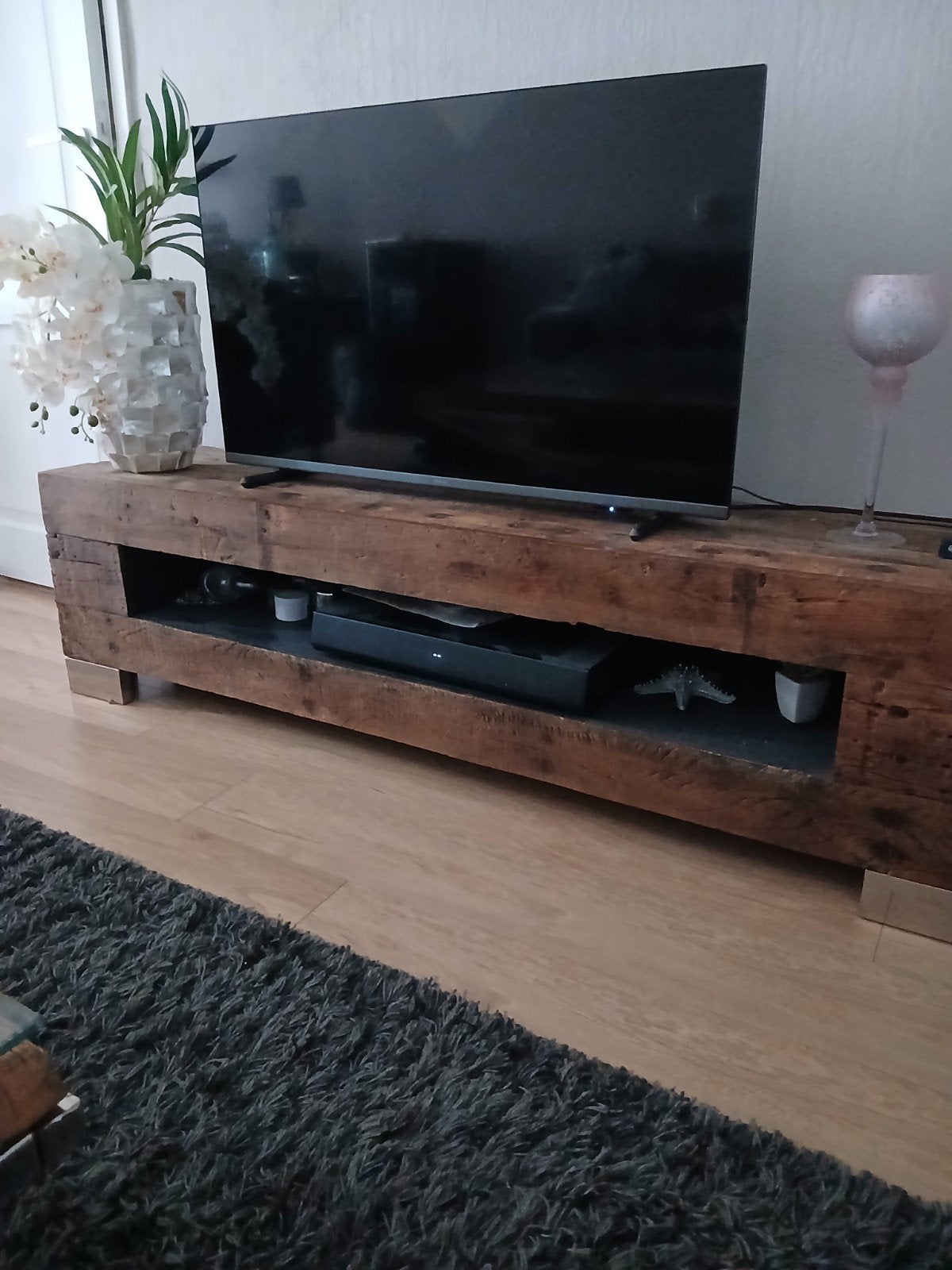 Richmond sleeperwood tv meubel, Ophalen, 25 tot 50 cm, Minder dan 100 cm