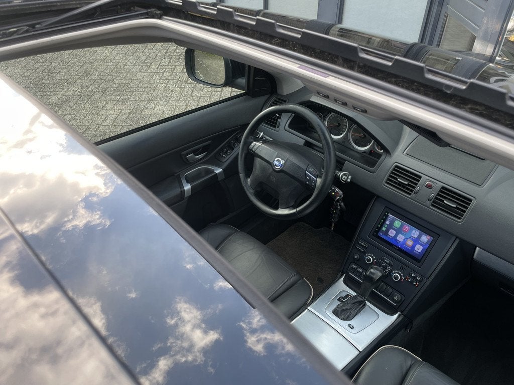 Volvo XC90 3.2 AWD Executive 7p Schuifdak l Carplay l Trekha, Auto's, Volvo, Gebruikt, Zwart, 7 stoelen, Zwart