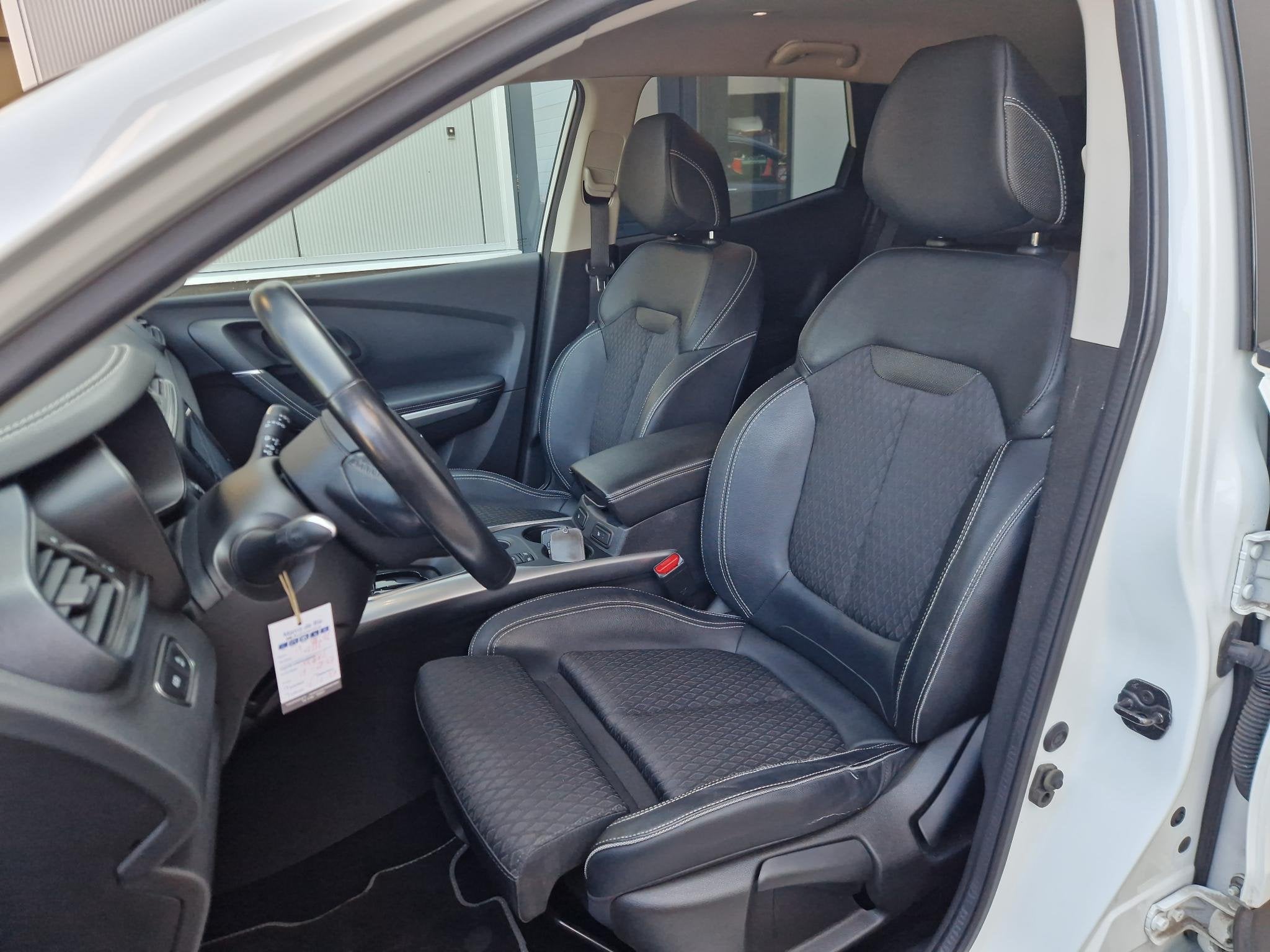 Renault Kadjar 1.3 TCe Black Edition Rijklaar|Carplay|LED|Wi, Auto's, Kadjar, Gebruikt, Euro 6, 4 cilinders