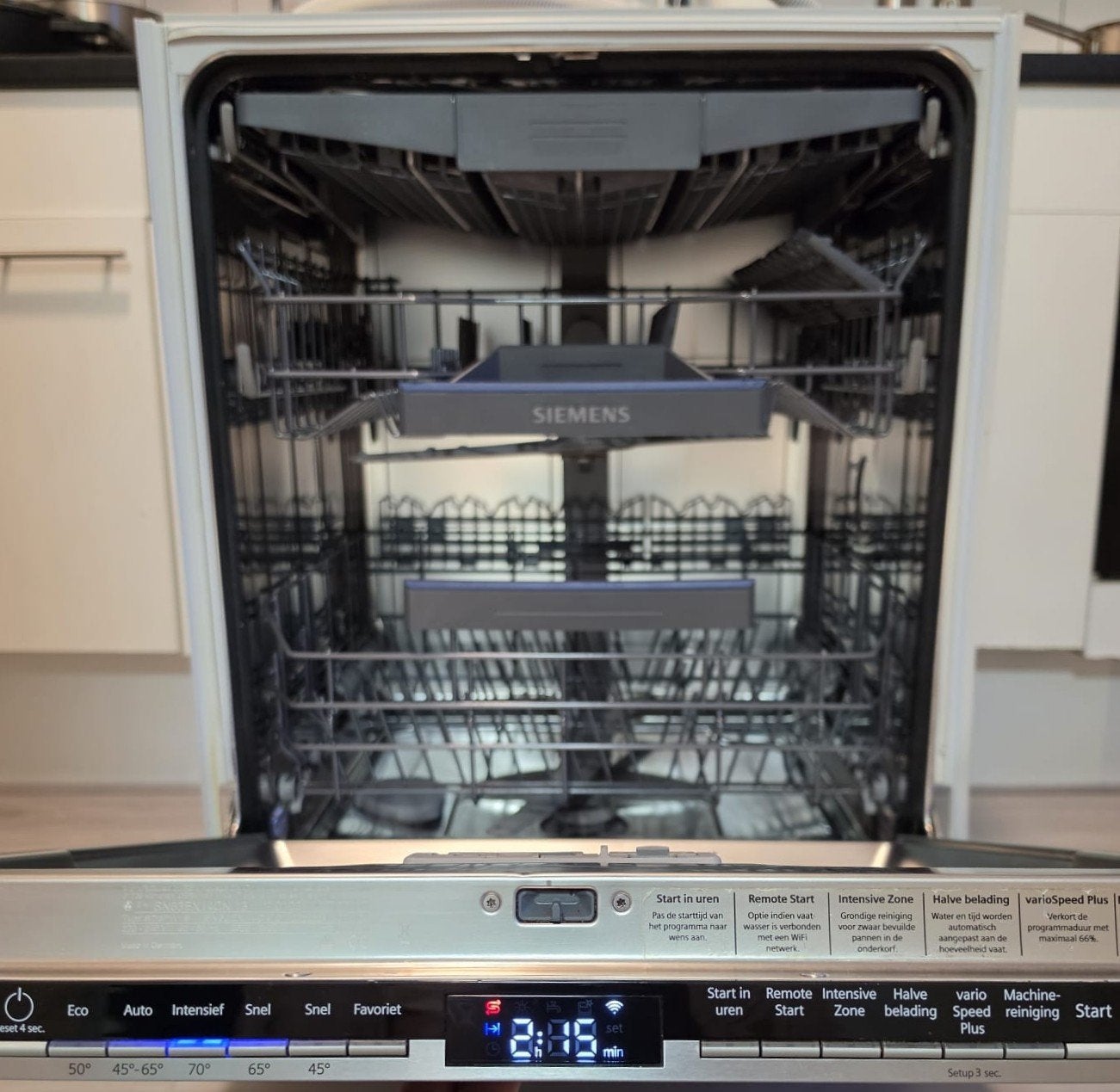 Aangeboden een Luxe inbouw Siemens Vaatwasser, Ophalen, Inbouw, 85 tot 90 cm