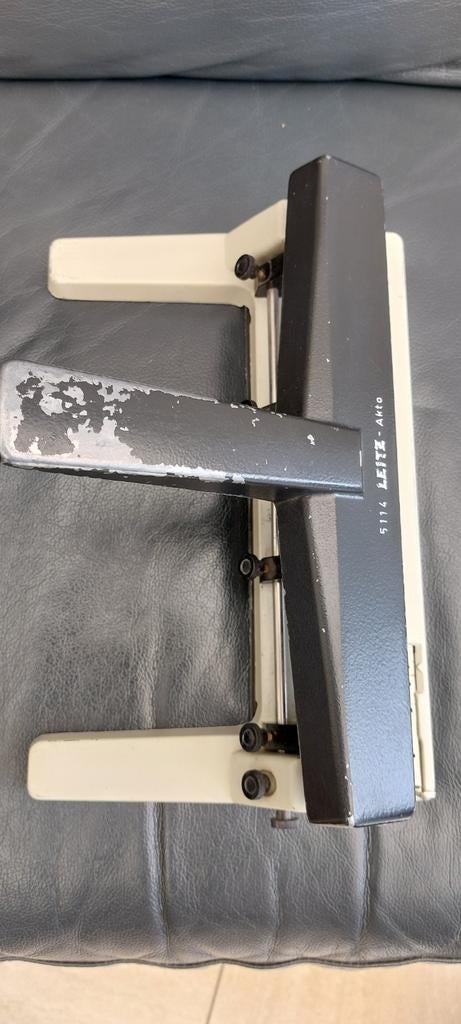 Leidz 4 gaats perforator Akto 5114, Diversen, Bureau-accessoires, Ophalen