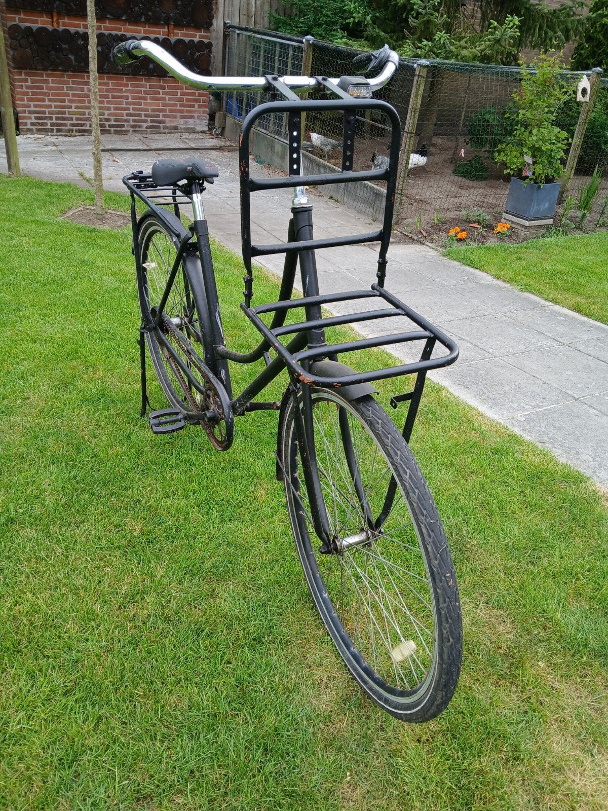 Zwarte transportfiets met voordrager, Terugtraprem, Ophalen, Overige merken, 53 tot 56 cm