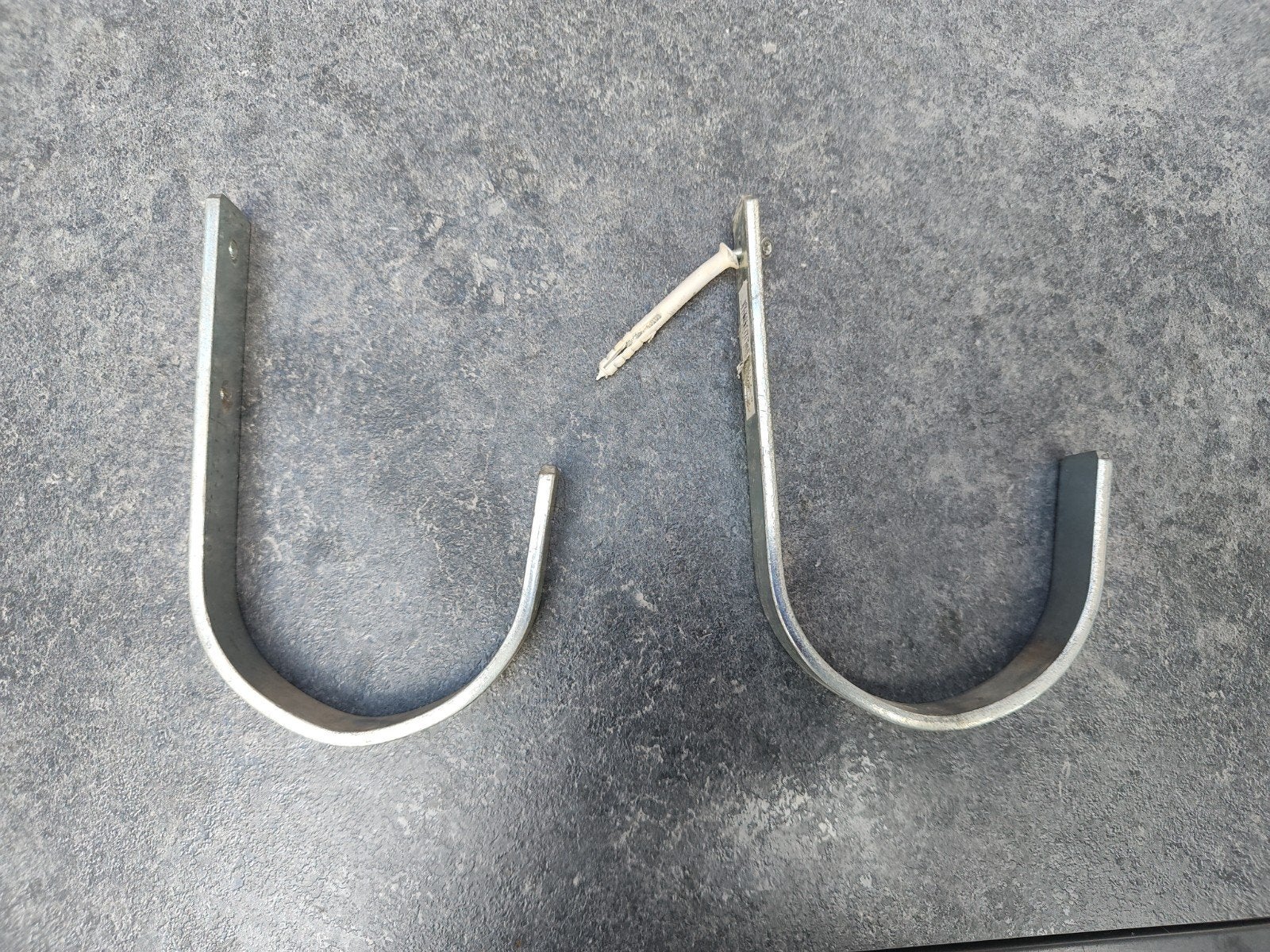 Metalen haken / beugels voor diverse toepassingen, Ophalen of Verzenden, Gebruikt, 100 tot 250 mm, Overige typen