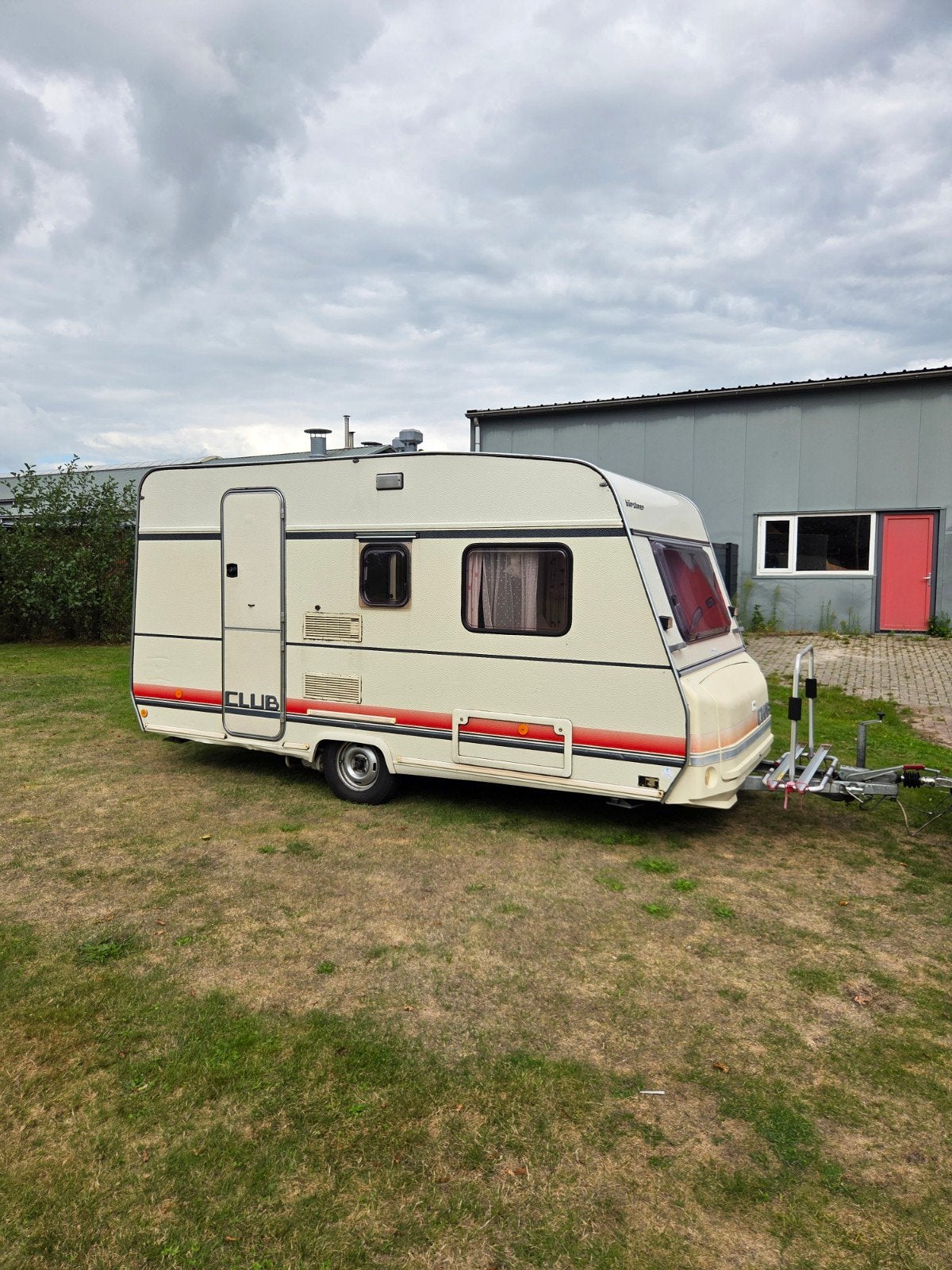 Nette en gepimpte Bürstner Club 390 - ideaal voor gezin!, Particulier, Bürstner, Meer dan 6, Luifel