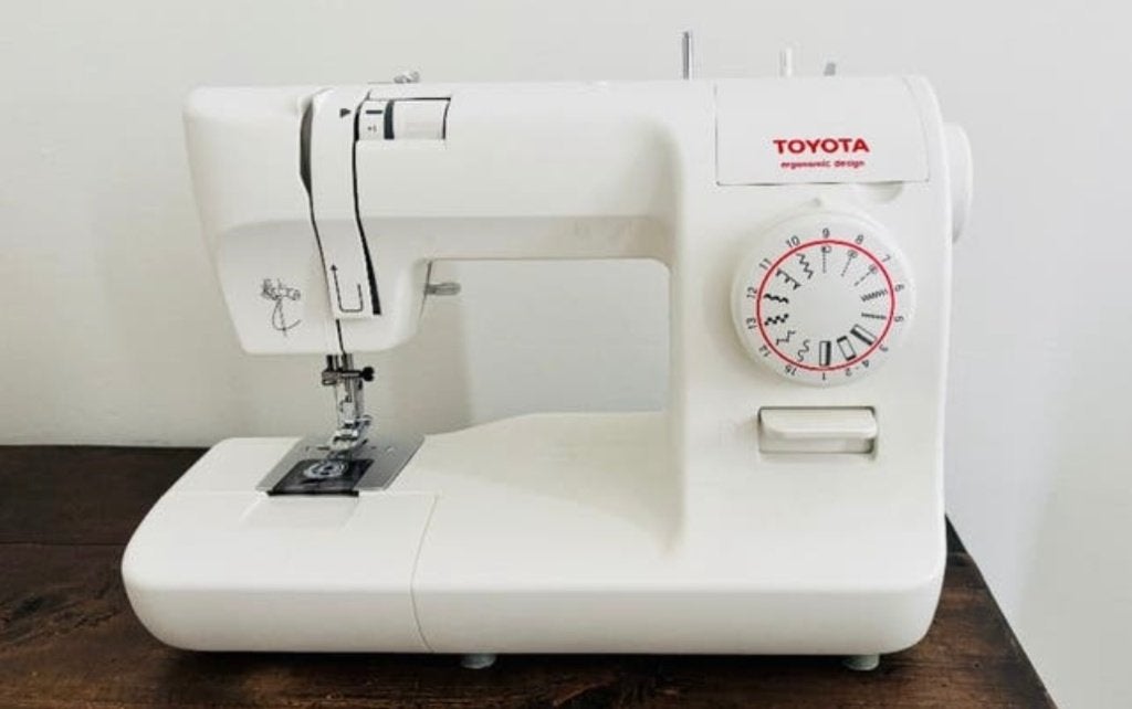 Toyota SPA 15 naaimachine, Ophalen, Zo goed als nieuw, Naaimachine, Overige merken
