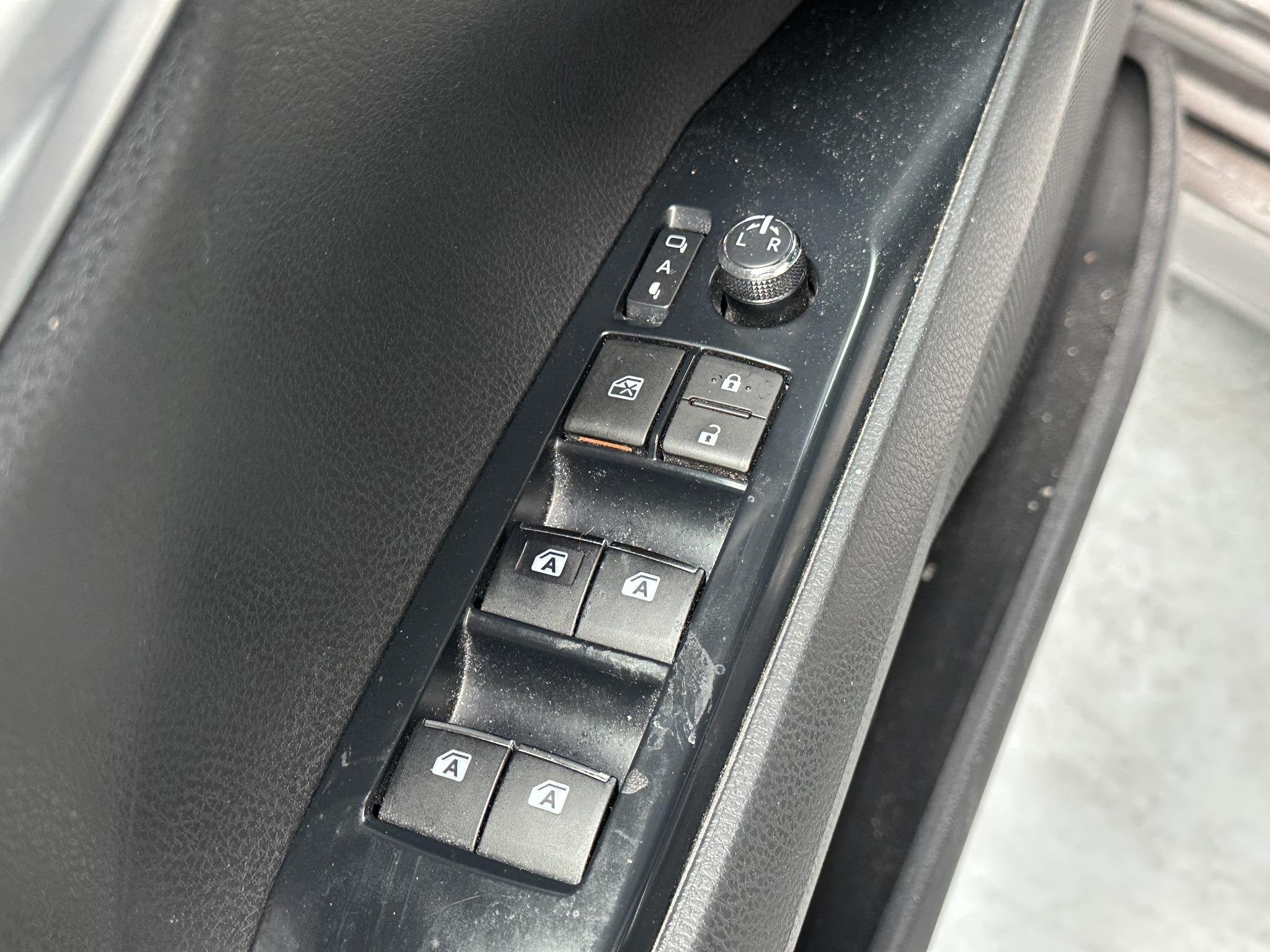 Toyota Camry 2.5 Hybrid Premium, Gebruikt, Euro 6, 4 cilinders, 2487 cc