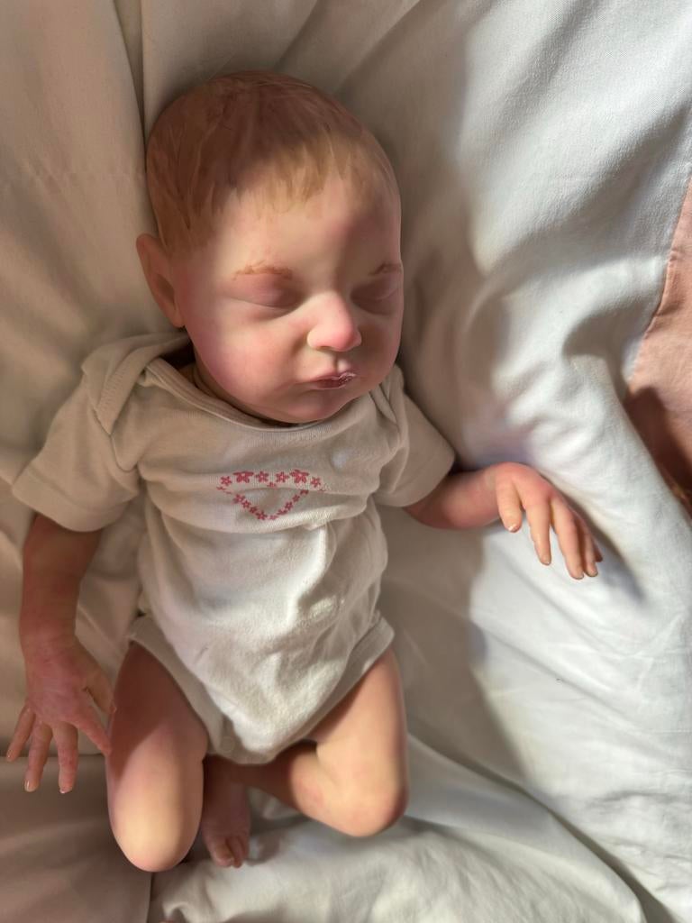 Prachtige reborn baby, Ophalen of Verzenden, Zo goed als nieuw, Babypop