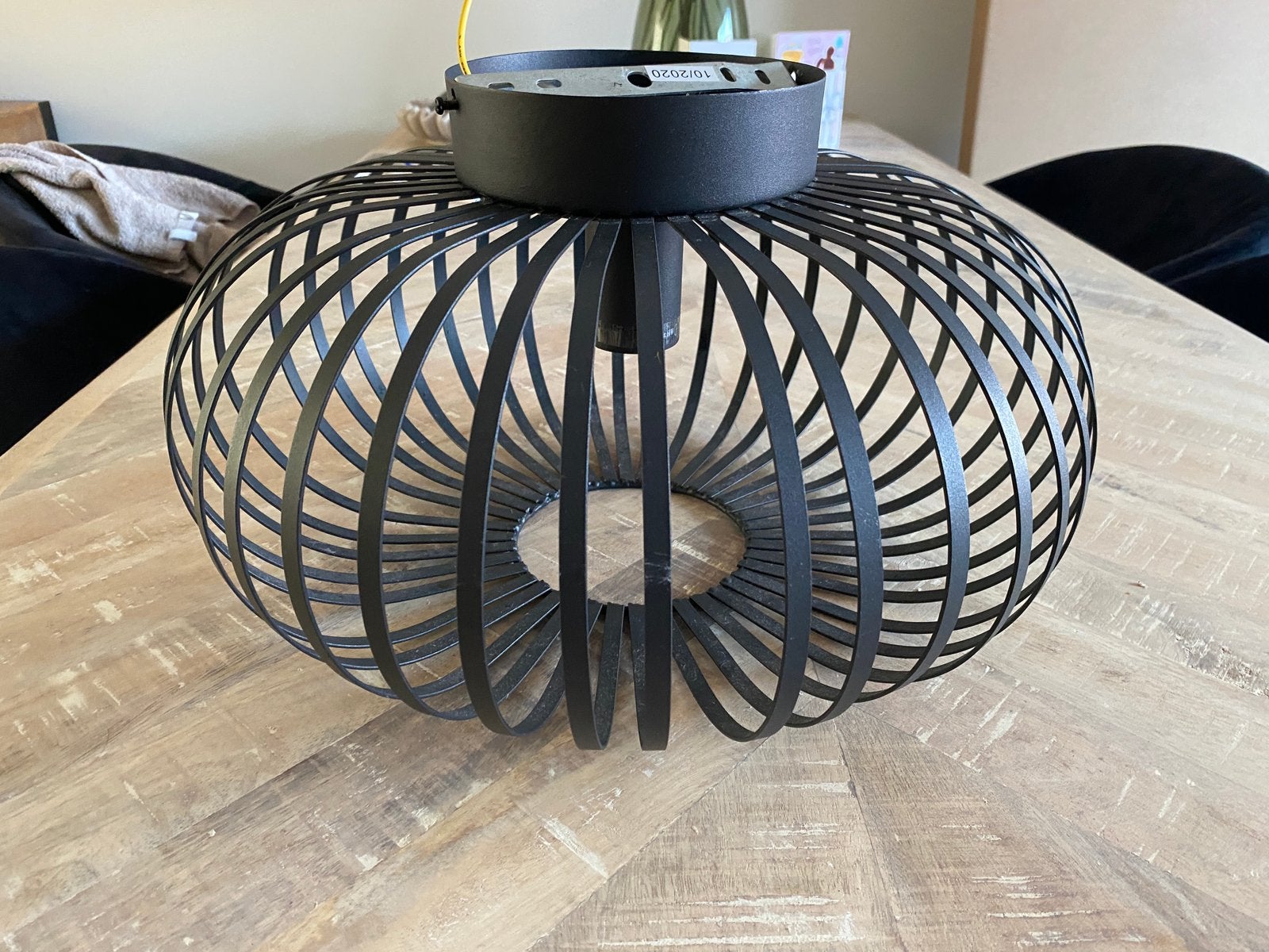 Zwarte plafondlamp van metaal ( Kwantum), Zwart, Rond, Zo goed als nieuw, Plafondlamp