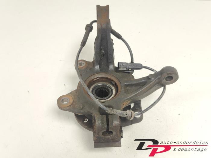 Fusee rechts-voor van een Renault Clio, Auto-onderdelen, Gebruikt, -, Renault, -