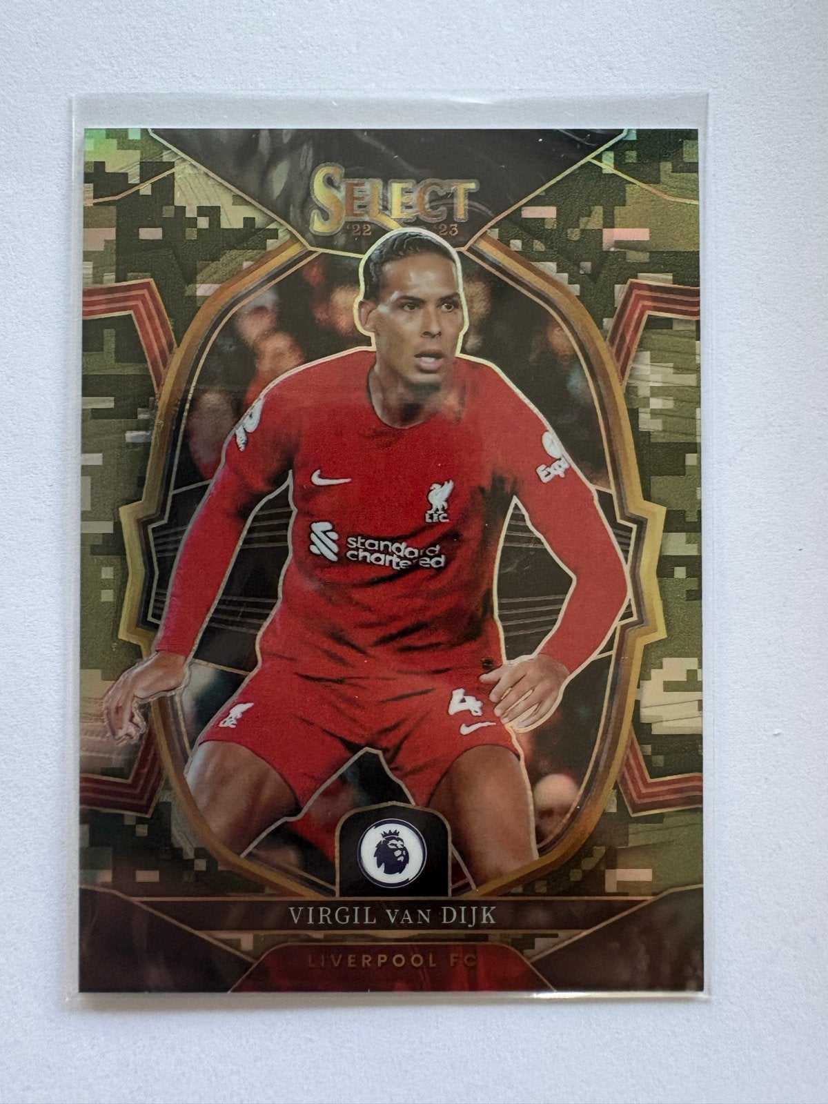 Panini Select Premier League Virgil van Dijk 197/225, Verzenden, Zo goed als nieuw, Buitenlandse clubs, Spelerskaart