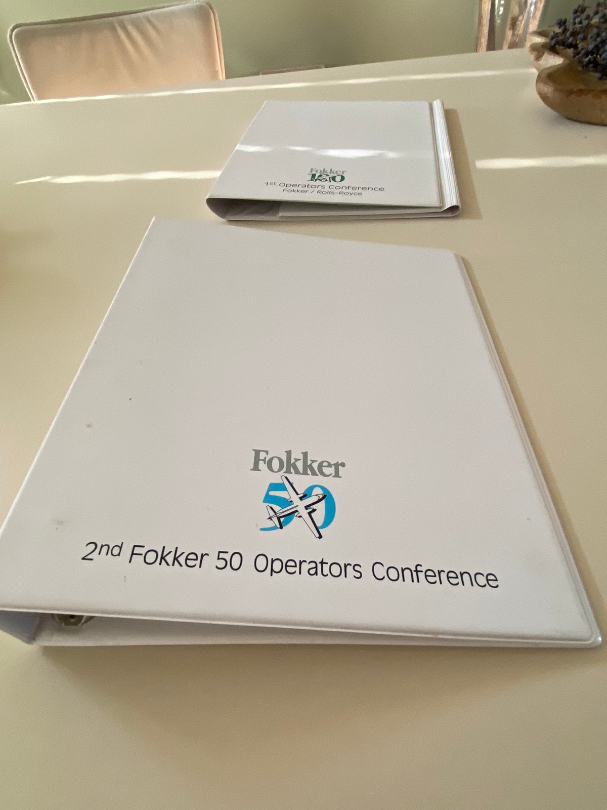 Div omslagmappen 1st en 2nd conferences Fokkerp 50 en 100, Ophalen of Verzenden, Zo goed als nieuw, Overige typen