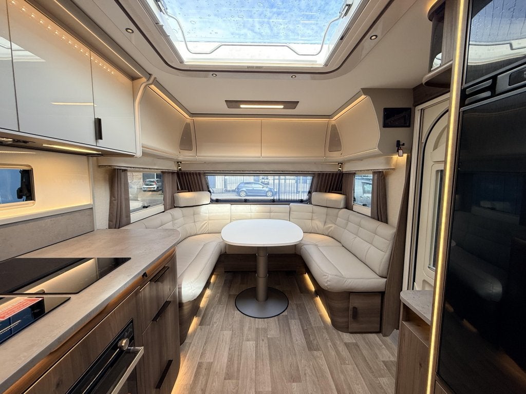 Kabe Imperial 630 TDL E2, Caravans en Kamperen, Rondzit, 7 tot 8 meter, Bedrijf, Kabe