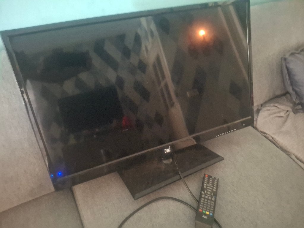 Tv Dual, in goede staat, LED, 50 Hz, Zo goed als nieuw, 60 tot 80 cm