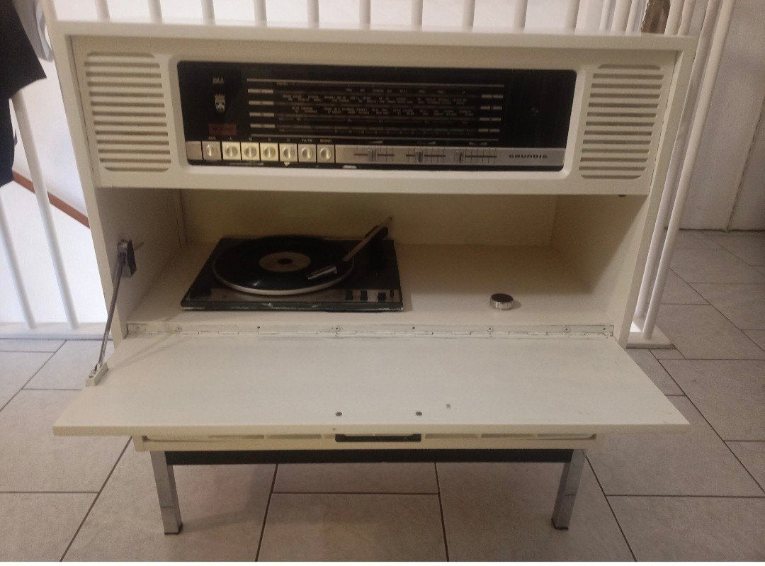 retro radio/lp meubel, Ophalen