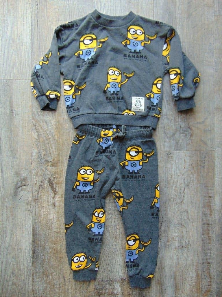 The Minions joggingpak grijs maat 92 H&M lange broek + trui, Kinderen en Baby's, H&M, Ophalen of Verzenden, Zo goed als nieuw