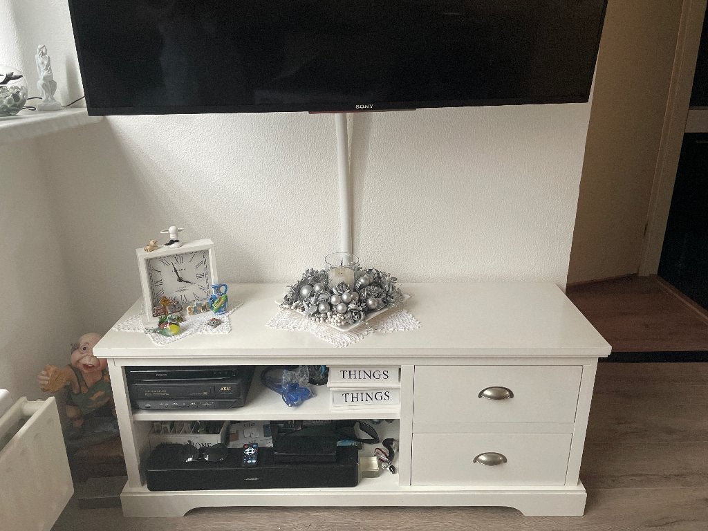 Tv Kast wit, Ophalen, Met plank(en), 100 tot 150 cm, Zo goed als nieuw
