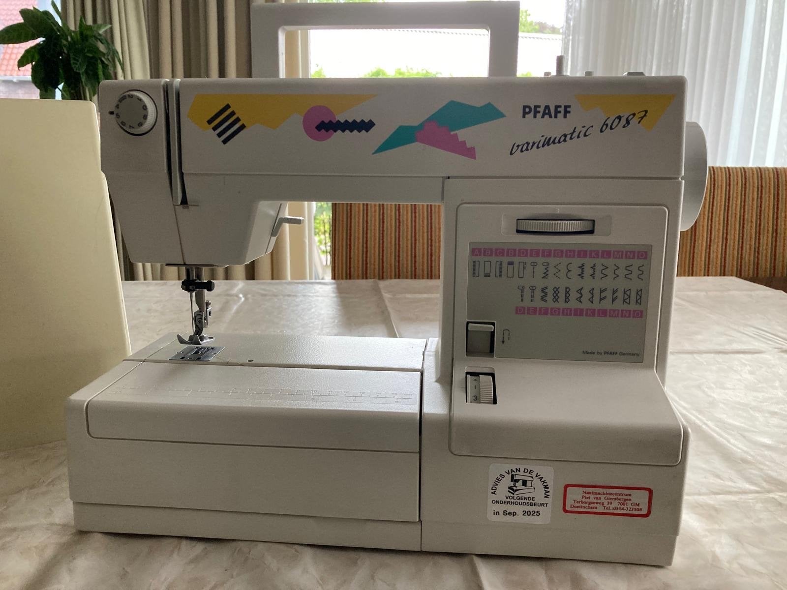 Pfaff Varimatic 6087 Naaimachine met accessoires, Hobby en Vrije tijd, Ophalen, Gebruikt, Naaimachine, Pfaff