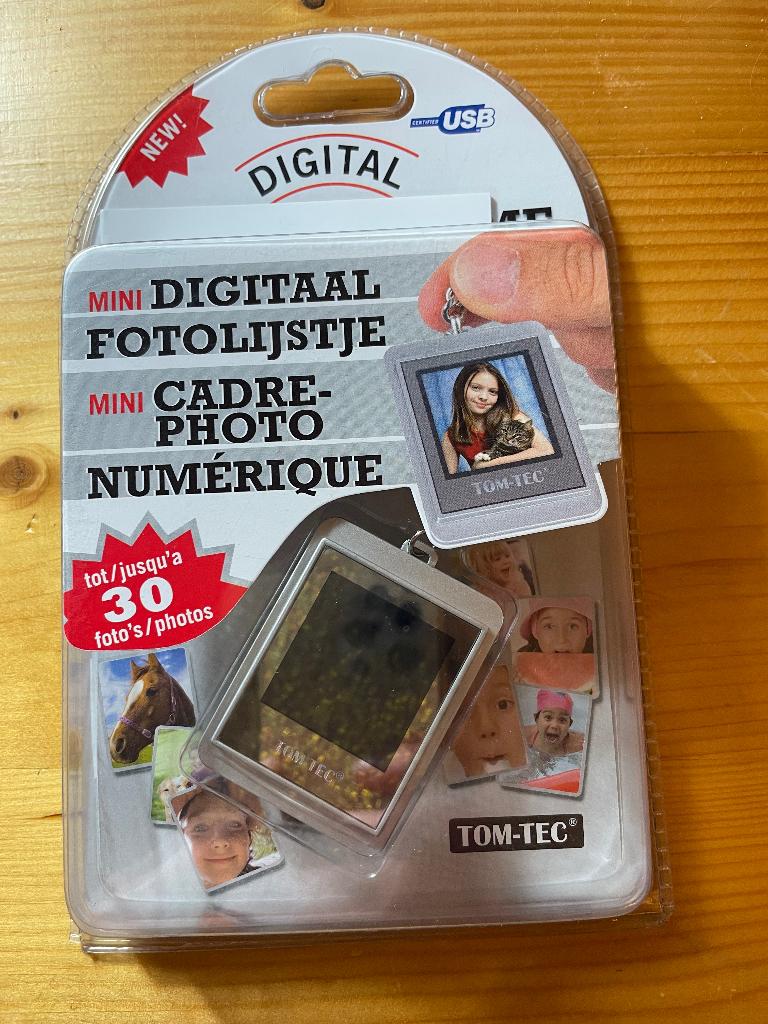Digitaal fotolijstje, Ophalen of Verzenden, Nieuw, Kleiner dan 8 inch
