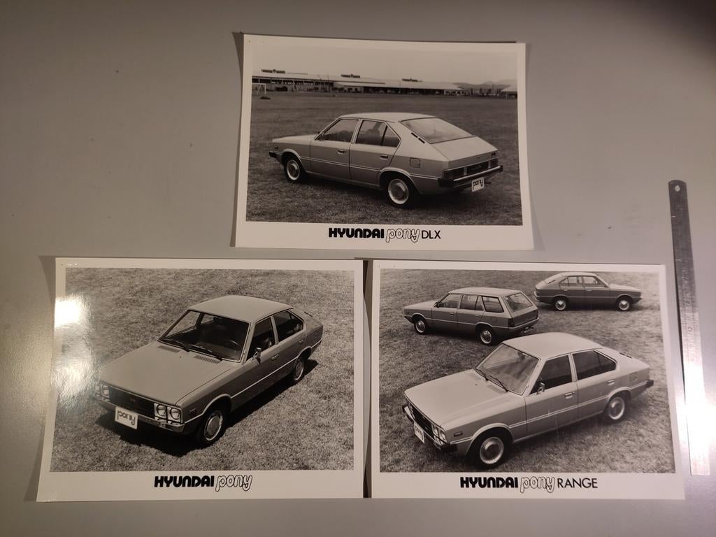 Hyundai Pony DLX Range 3 stuks (054), Verzamelen, Automerken, Motoren en Formule 1, Zo goed als nieuw, Auto's, Ophalen of Verzenden