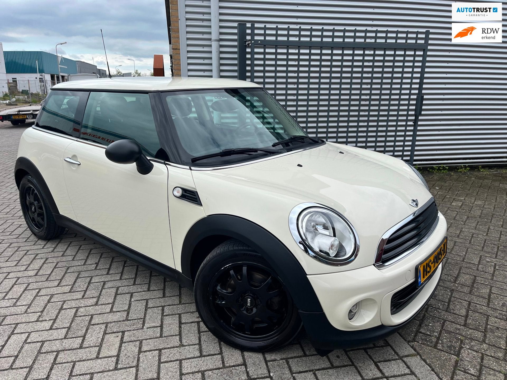 Mini Mini 1.6 One MINIMALIST Business Line|Airco|Nw APK|, Auto's, Voorwielaandrijving, Euro 5, 4 cilinders, 4 stoelen