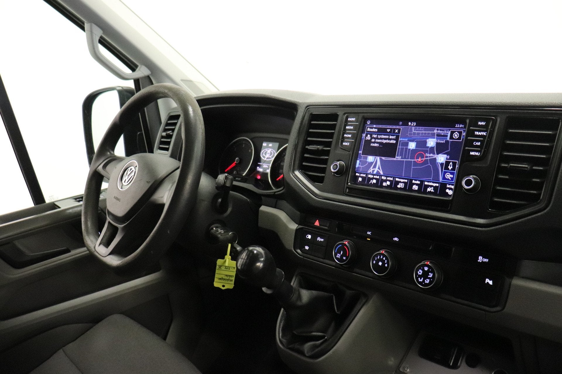 Volkswagen Crafter 2.0 TDI - Airco - Navi - Cruise - €14.9, Voorwielaandrijving, Stof, Gebruikt, 4 cilinders