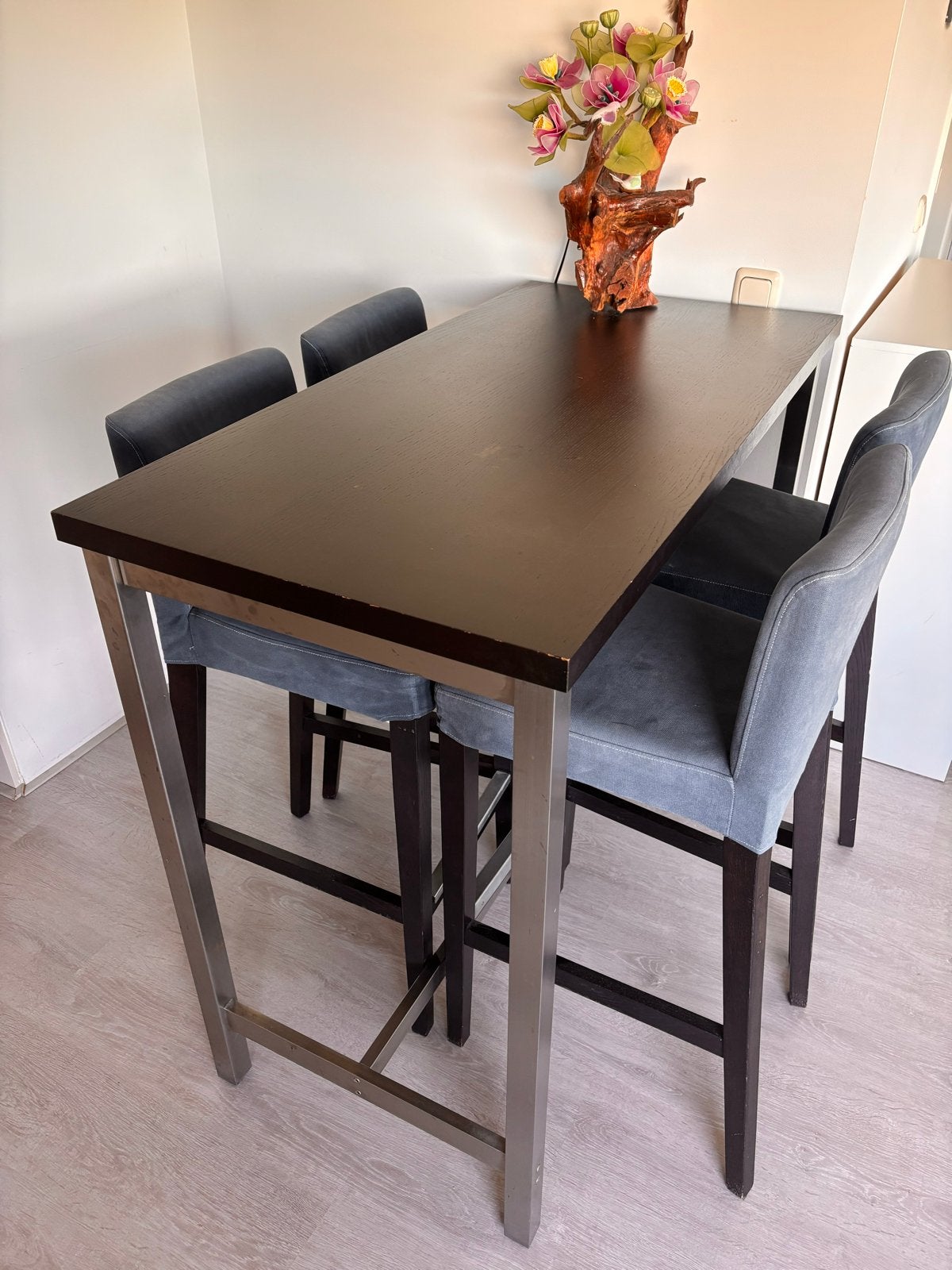 Bartafel met 4 stoelen - Houten blad, stalen frame, Ophalen, Gebruikt, Vier personen, Rechthoekig