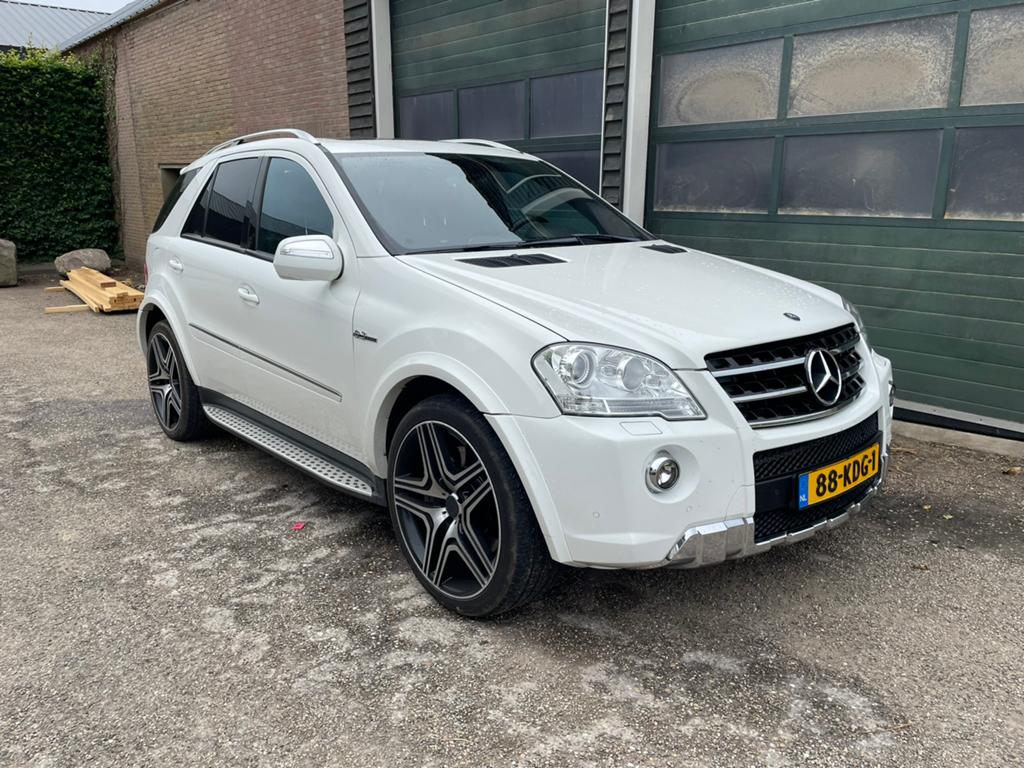 Mercedes-Benz M-Klasse 6.2 Ml63 AMG 4MATIC AUT 2009 Wit, Automaat, Wit, Vierwielaandrijving, Particulier