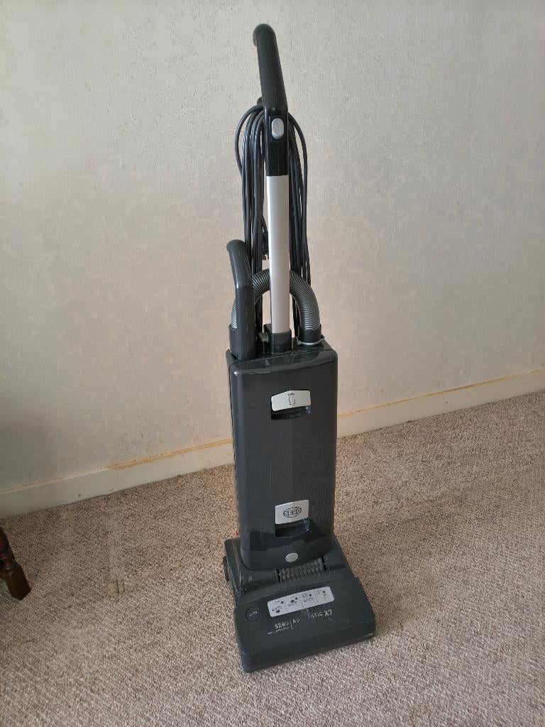 Sebo automatic X7 stofzuiger, Witgoed en Apparatuur, Stofzuigers, Overige merken, Gebruikt, Geschikt voor harde vloeren, Minder dan 1200 watt
