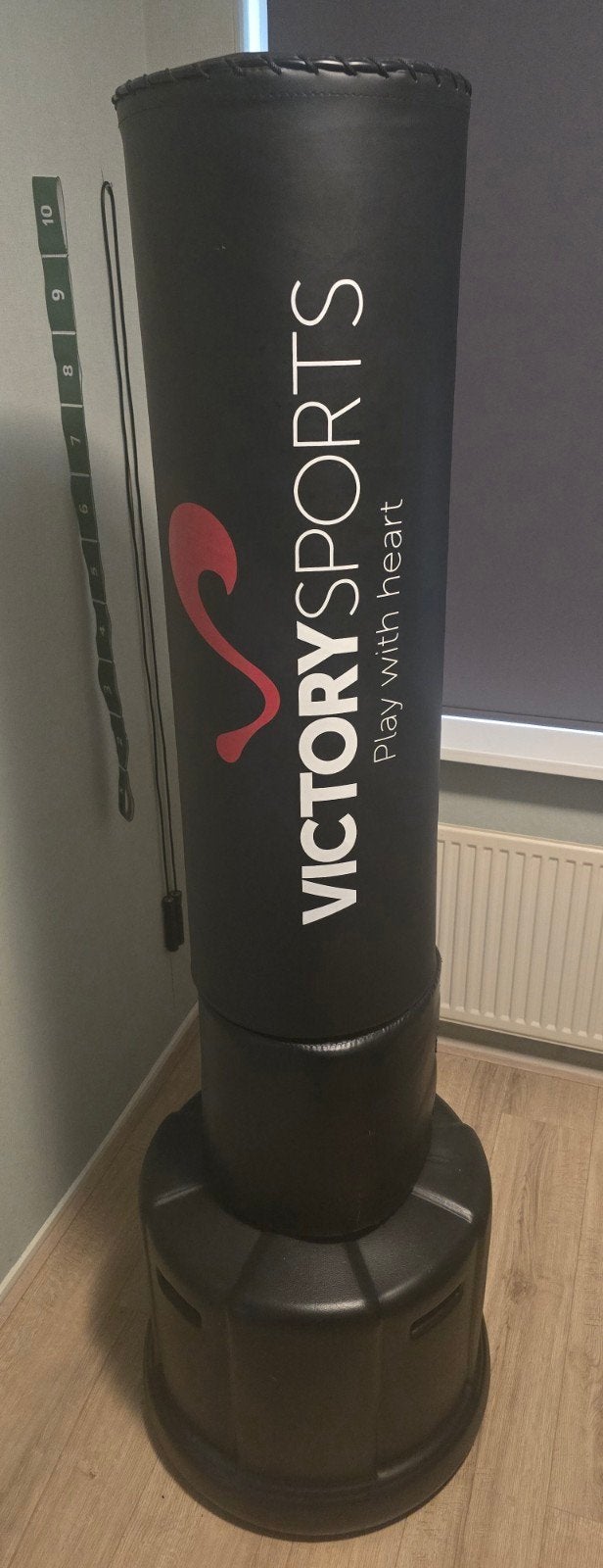 Victory Sports Staande Bokszak + Adidas Handschoenen 14oz, Sport en Fitness, Ophalen, Gebruikt, Bokszak