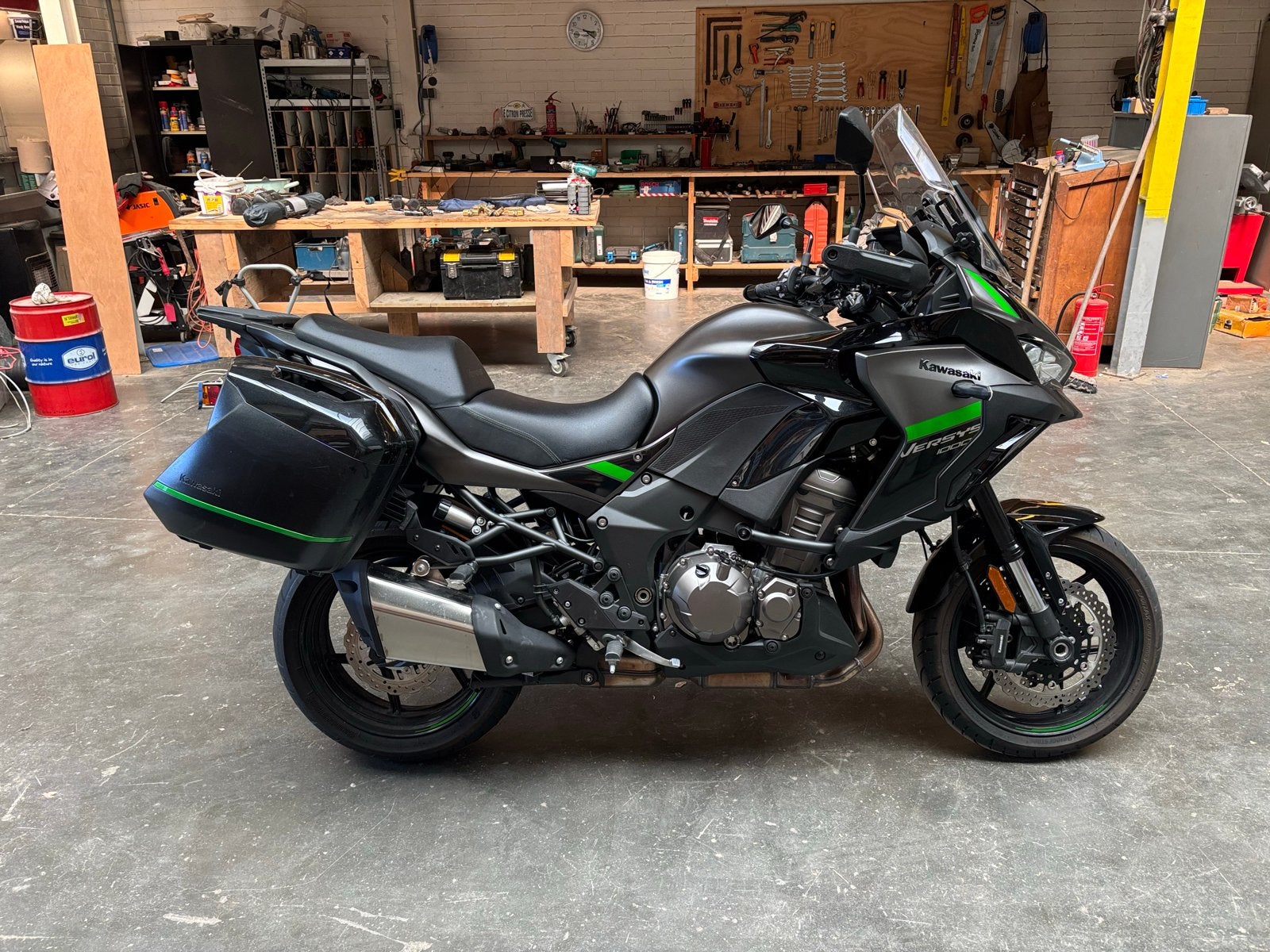 Kawasaki Versys 1000 - Perfecte Toermotor met Navigatie, 4 cilinders, Motorrijbewijs A, Gebruikt, Particulier