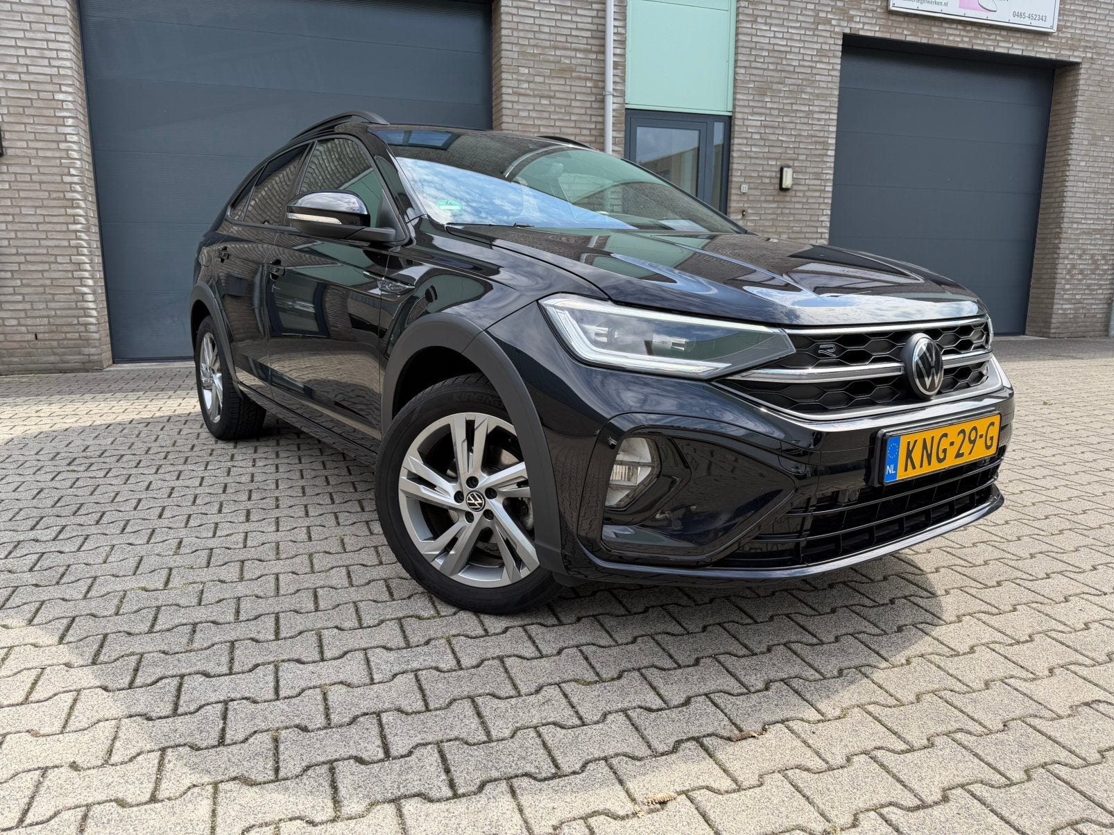 Volkswagen Taigo R-line | Automaat | vol in opties, Auto's, Zwart, Bedrijf, 630 kg, Taigo