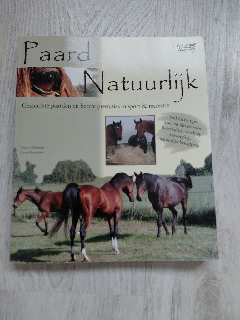 PAARDENBOEKEN/WESTERN/PAARD NATUURLIJK, Boeken, Ophalen of Verzenden, Gelezen, Paarden of Pony's