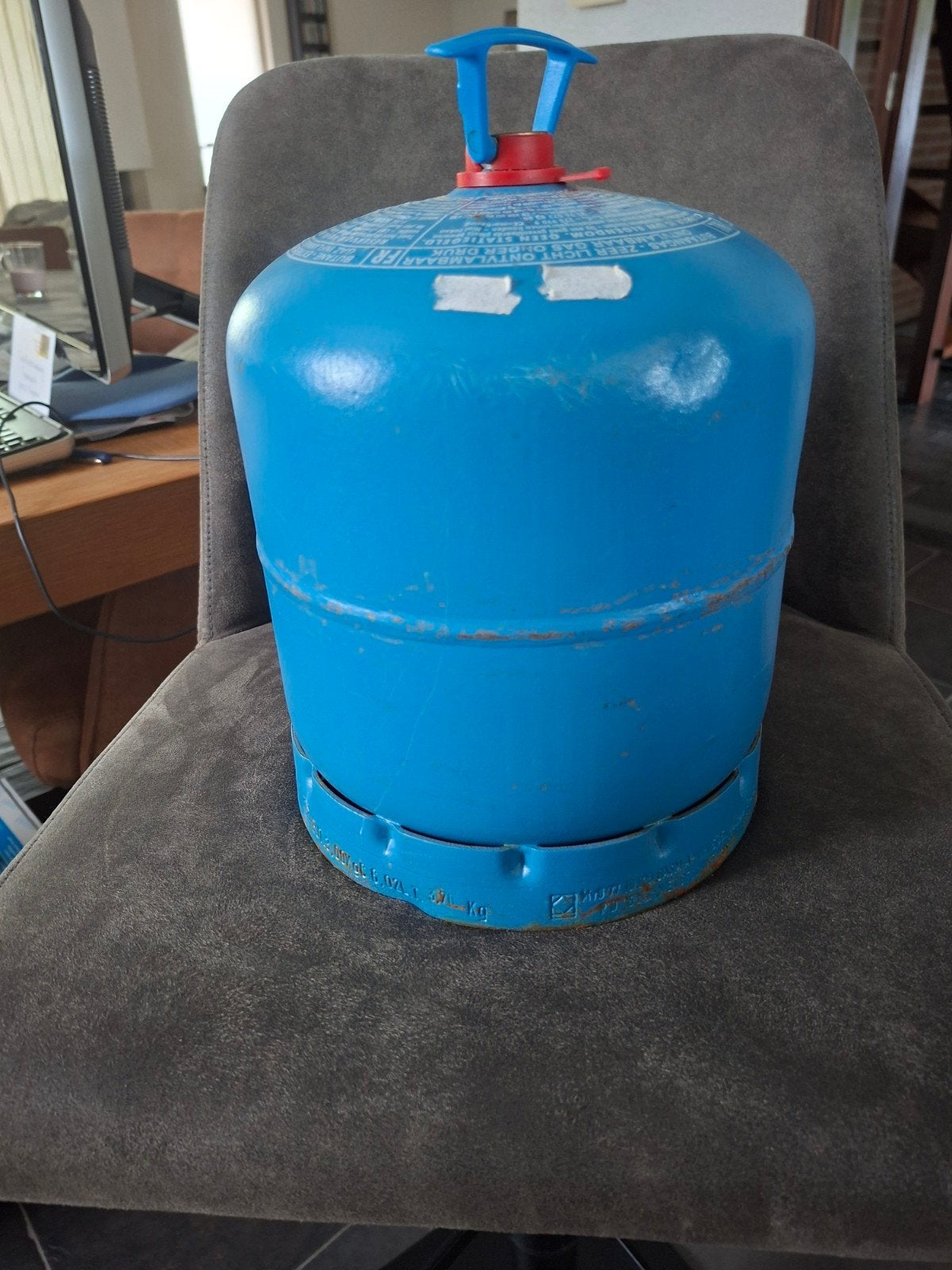 AANBIEDING CAMPINGGAZ FLES TYPE 907., Ophalen, Gebruikt