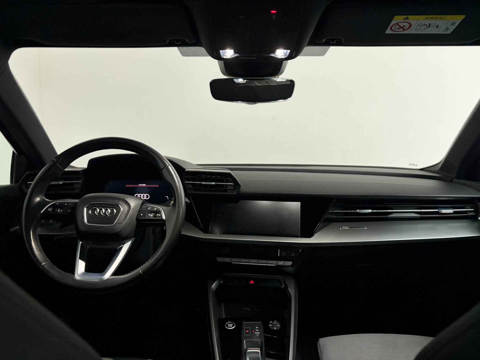 Audi A3 Sportback 35 TFSI Business edition (bj 2020), Auto's, 4 cilinders, Blauw, Bedrijf, 690 kg