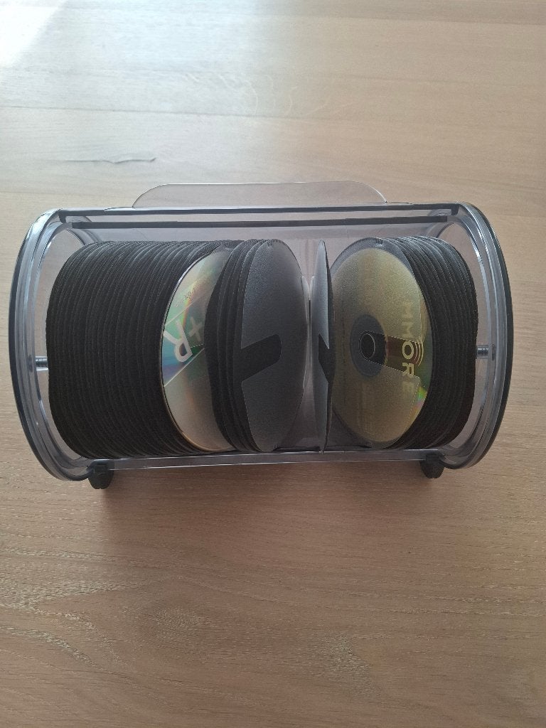 cd opberger, Kunststof, Gebruikt, Ophalen of Verzenden, 25 tot 75 discs