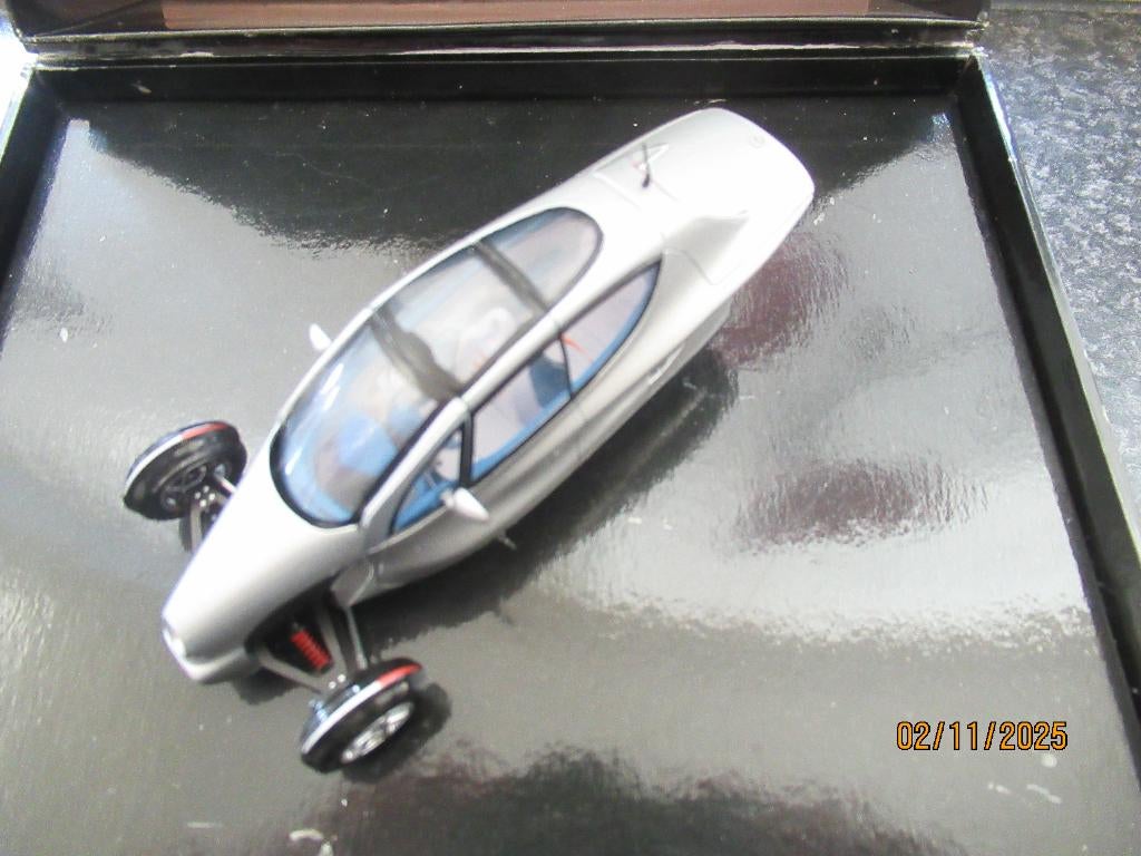 MERCEDES BENZ- F 300 LIFE JET-SPARK -CLASSIC COLLECTION, Ophalen of Verzenden, Zo goed als nieuw, Auto, Overige merken