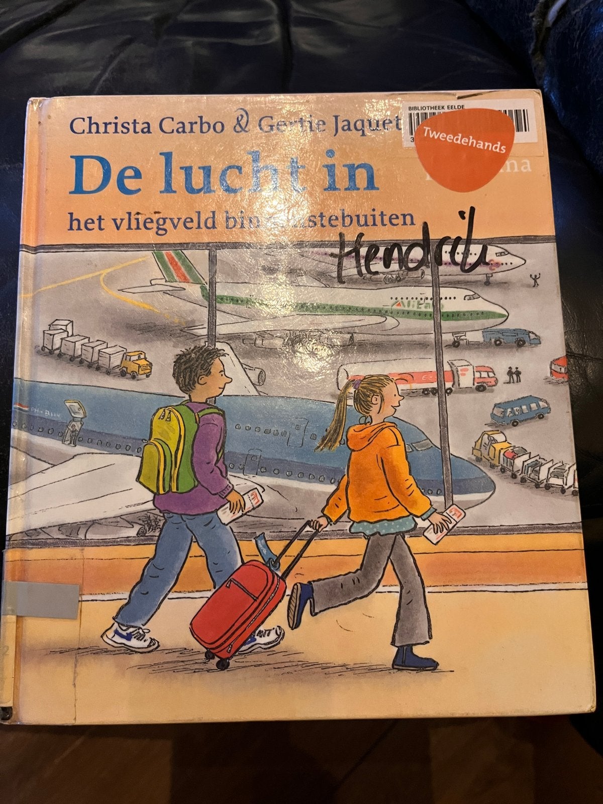 De lucht in: Het vliegveld binnen en buitenp, Ophalen of Verzenden, Gelezen, Non-fictie