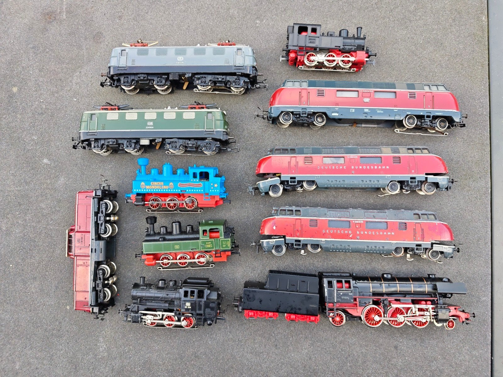 Partij Märklin/trix locs, 11 stuks., Hobby en Vrije tijd, Wisselstroom, Gebruikt, Locomotief, Ophalen of Verzenden