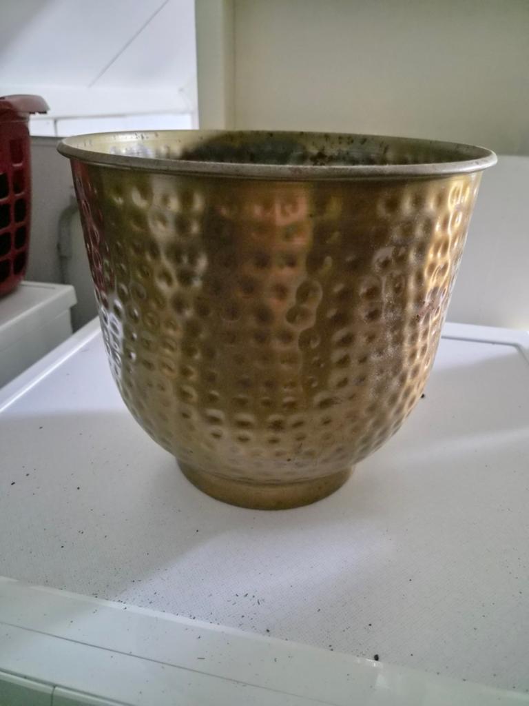 Gouden plantenpot 27 cm, Huis en Inrichting, Kamerplanten, Ophalen, Halfschaduw, Minder dan 100 cm