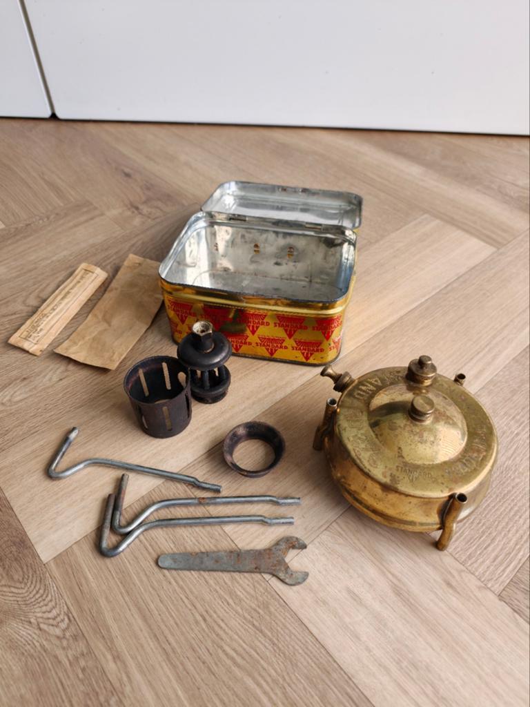Zeldzame vintage Standard 29 petroleumbrander compleet, Ophalen of Verzenden