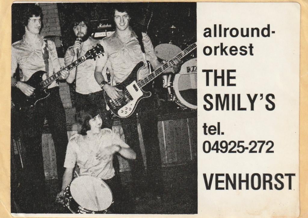 foto Sticker Allround-orkest The Smily's Venhorst € 1,50, Verzenden, Zo goed als nieuw, Foto of Kaart