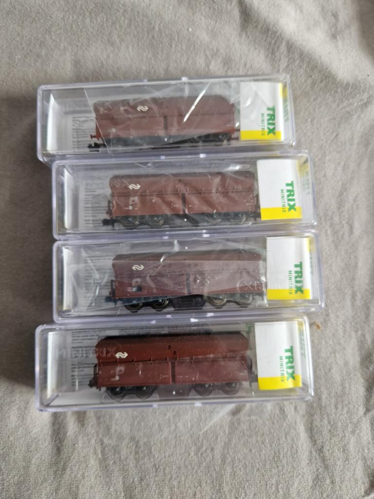 Ns zelflossers minitrix N spoor, Hobby en Vrije tijd, Modeltreinen | N-Spoor, Gelijkstroom, Verzenden, Trix, Wagon