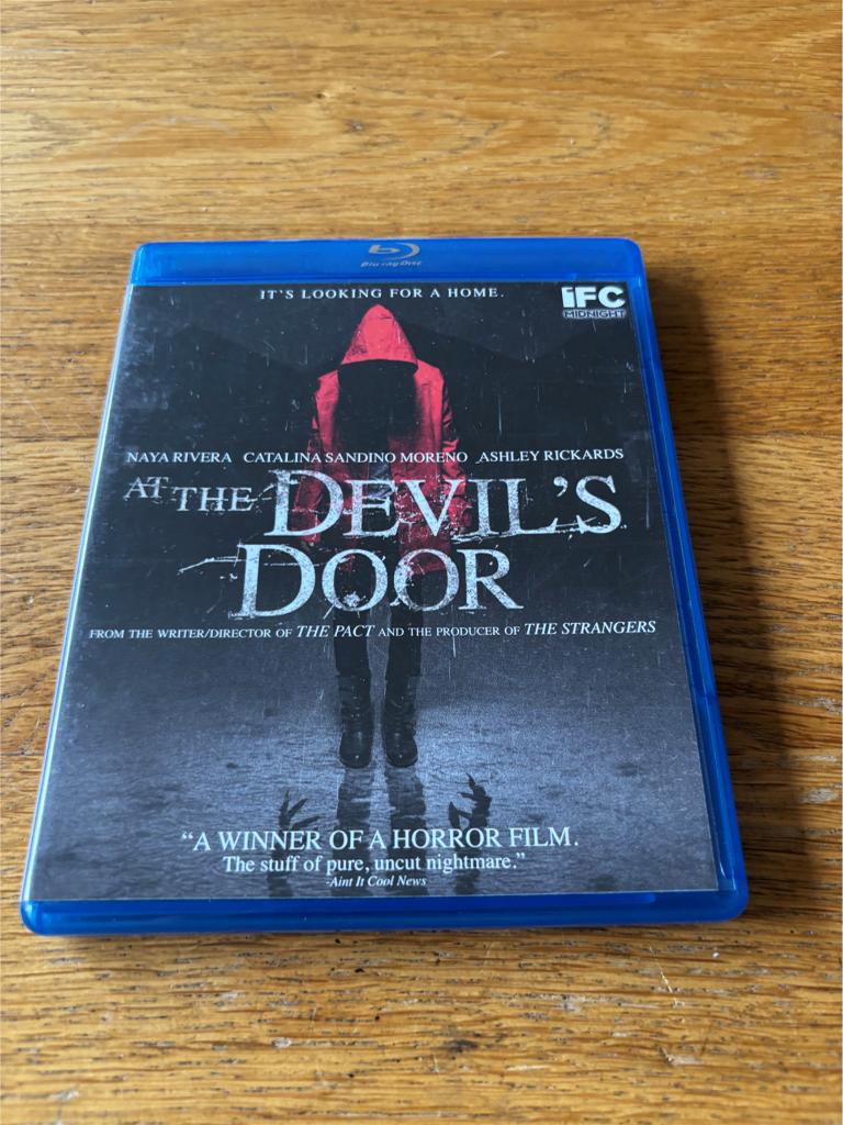 Blu-ray At The Devil's Door - N-NLO - Regio A, Ophalen of Verzenden, Gebruikt, Horror