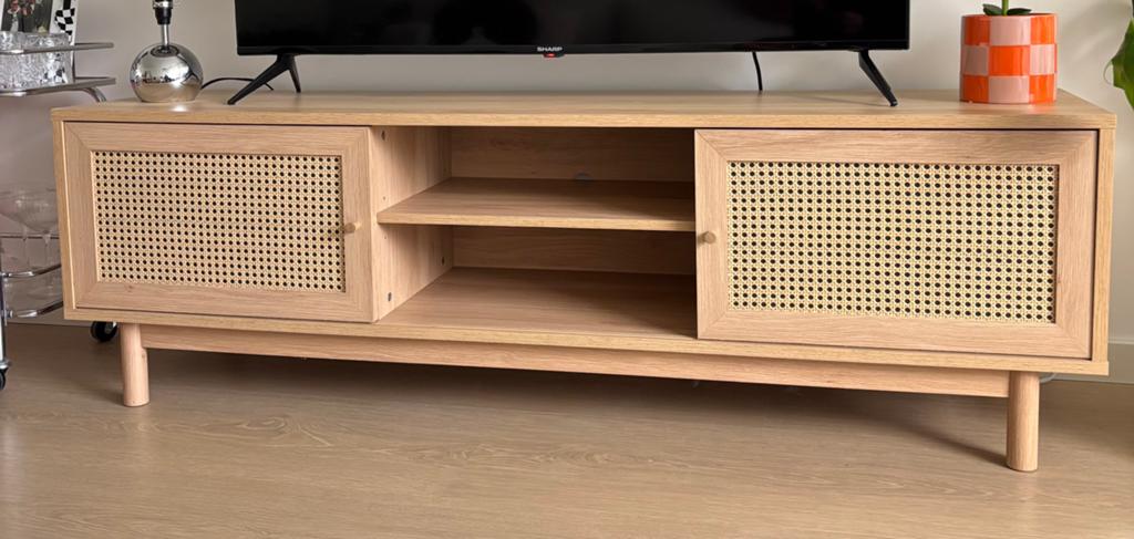 Tv meubel JYSK, Huis en Inrichting, Kasten | Televisiemeubels, Ophalen, Overige materialen, 150 tot 200 cm, Zo goed als nieuw